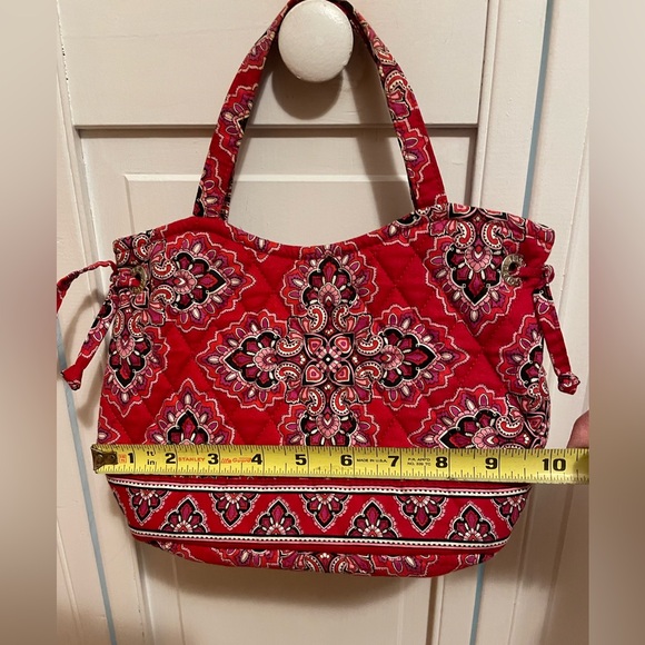 Vera Bradley small tote . - Picture 3 of 7